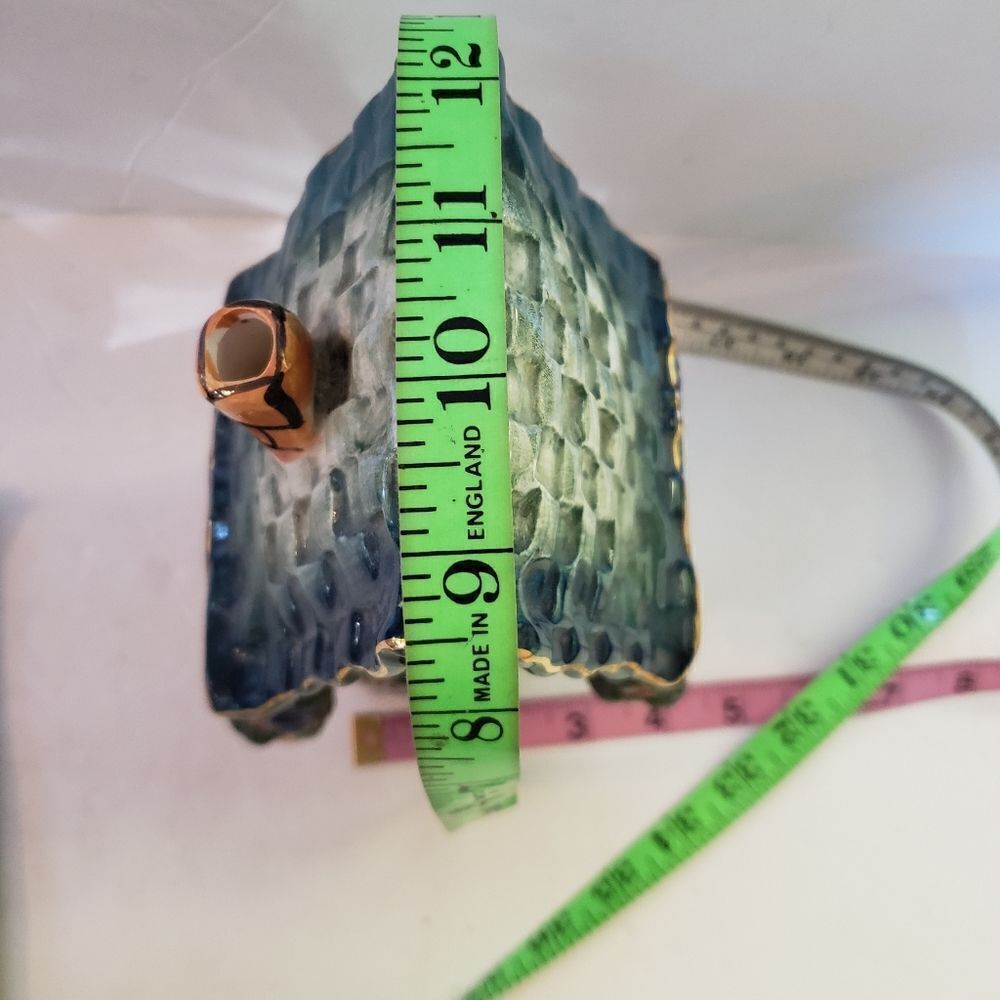 Lady Bug Haven - Picture 15 of 16